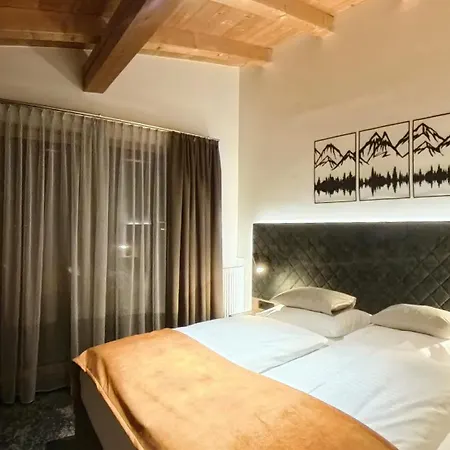 Vital & Brixen بريكسن ام تاله