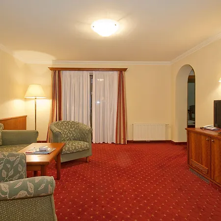 Vital & Brixen מלון 4*