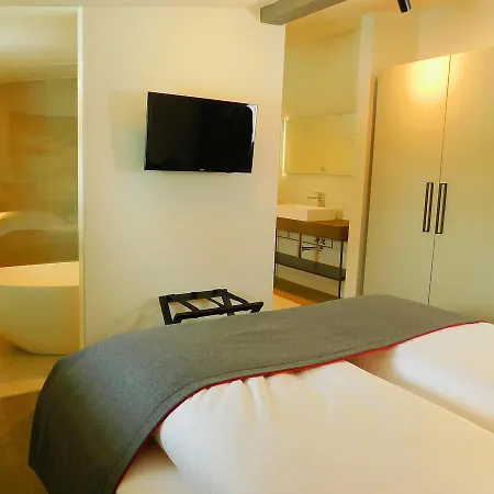 Vital & Brixen 4* بريكسن ام تاله